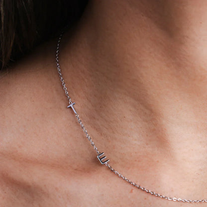 Collana personalizzata con iniziali laterali